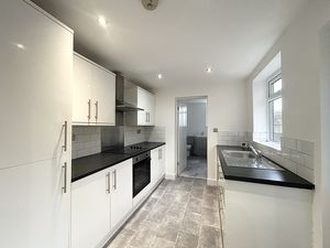 Photo 7- click for photo gallery